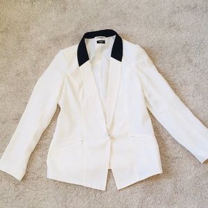 Oasis Contrast Collar Blazer